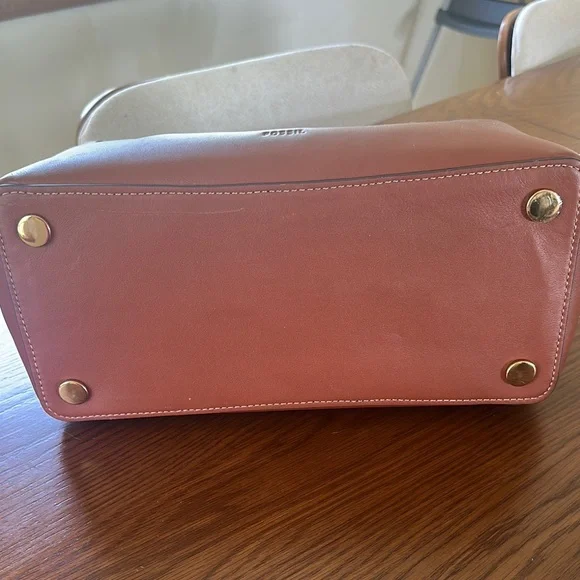Fossil Tan Leather Handbag - Picture 2 of 6
